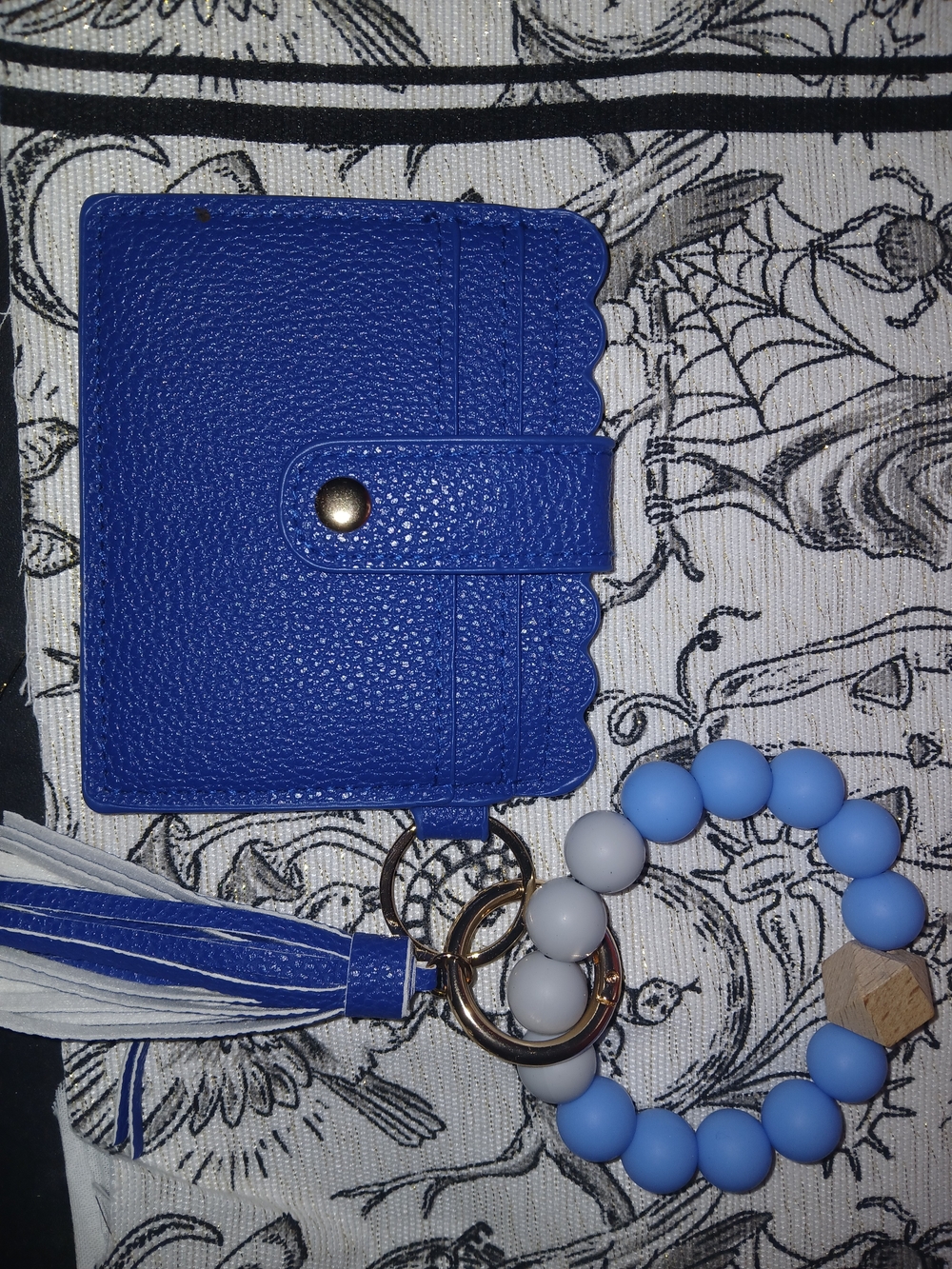 Blue Scallop Edge Wristlet Cardholder with Tassel